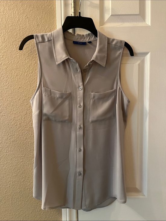 Apt. 9 Tops - Apt. 9 Sleeveless Button-Front Shell Top in Light Gray